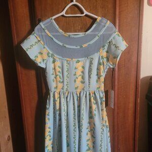 NWT Unique Vintage lemon print dress sz small